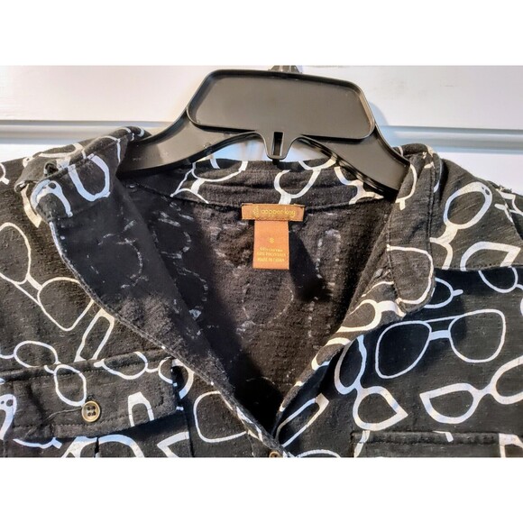 Copper Key Girls Size Small Button Down Black Shirt Glasses AOP Fast Shipping - Picture 7 of 13